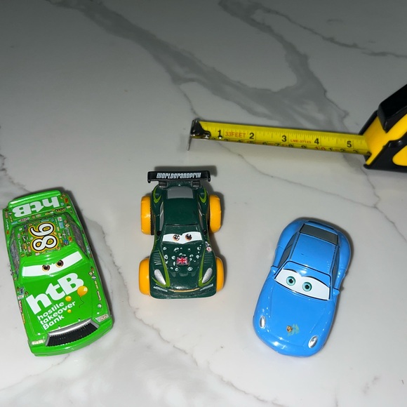 BIG 1:43 Nigel Gearsley hydrowheels Chick Hicks Sally Disney Pixar Cars diecast - Picture 5 of 6